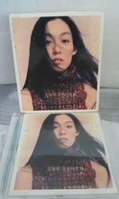 Load image into Gallery viewer, Cd| 范玮琪 范范的世界 外套有纸盒有点破 - GOMUSICFORUM Singapore CDs | Lp and Vinyls 
