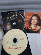 Load image into Gallery viewer, CD+vcd Laura fyi English
